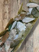 Load image into Gallery viewer, (Canada Only) 1.5” Agate Arrowhead 1-piece
