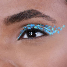 Load image into Gallery viewer, Fearless Eyeshadow - Sky Blue
