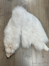 Load image into Gallery viewer, (Canada Only) Large White Ranch Fox Fur
