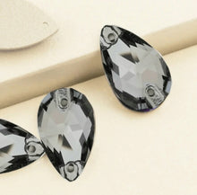 Load image into Gallery viewer, Teardrop Glass Rhinestones approx. 30mm long (1-pair)
