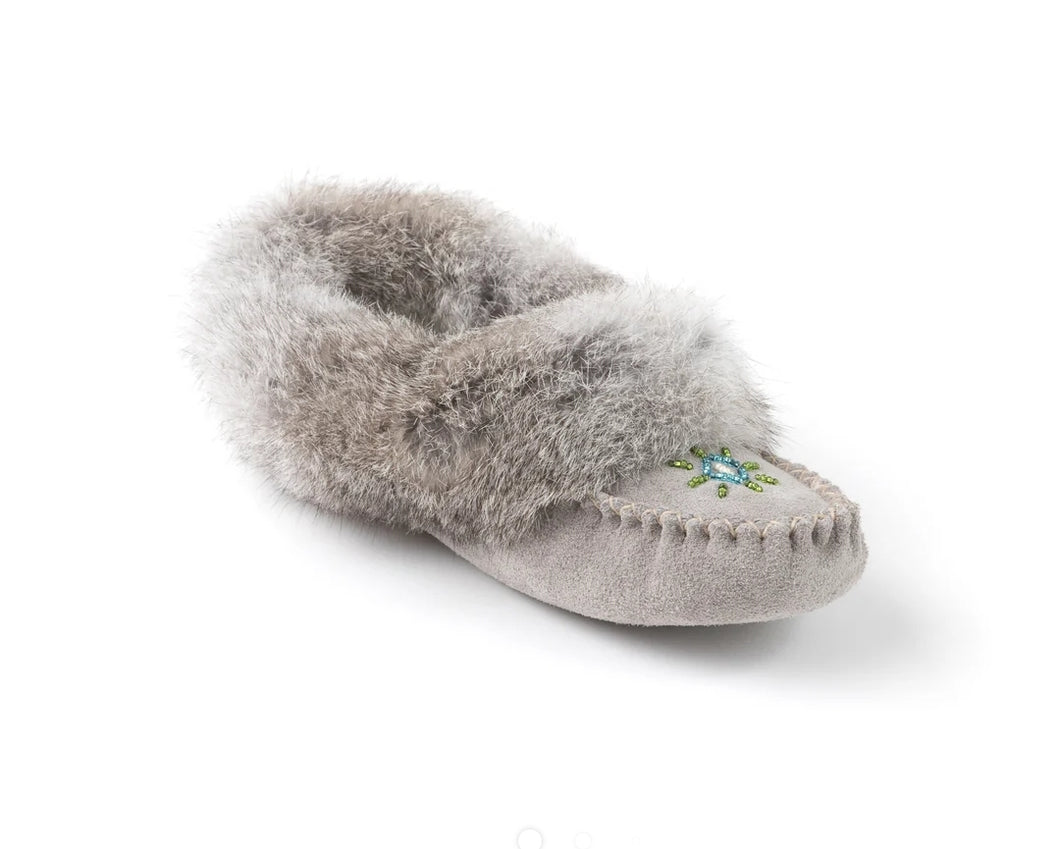 Tänionnieha' (Rabbit) Women's Suede and Rabbit Fur Moccasin