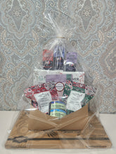 Load image into Gallery viewer, Gift Box- Charcuterie Night
