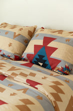 Load image into Gallery viewer, Comforter Set - (King/Queen) Western Purple
