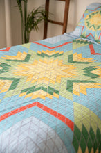 Load image into Gallery viewer, Quilt Set - Star Quilt (Queen) 3pc
