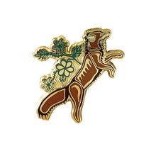Load image into Gallery viewer, Enamel Pin - Fox (Wagoosh) by Storm Angeconeb
