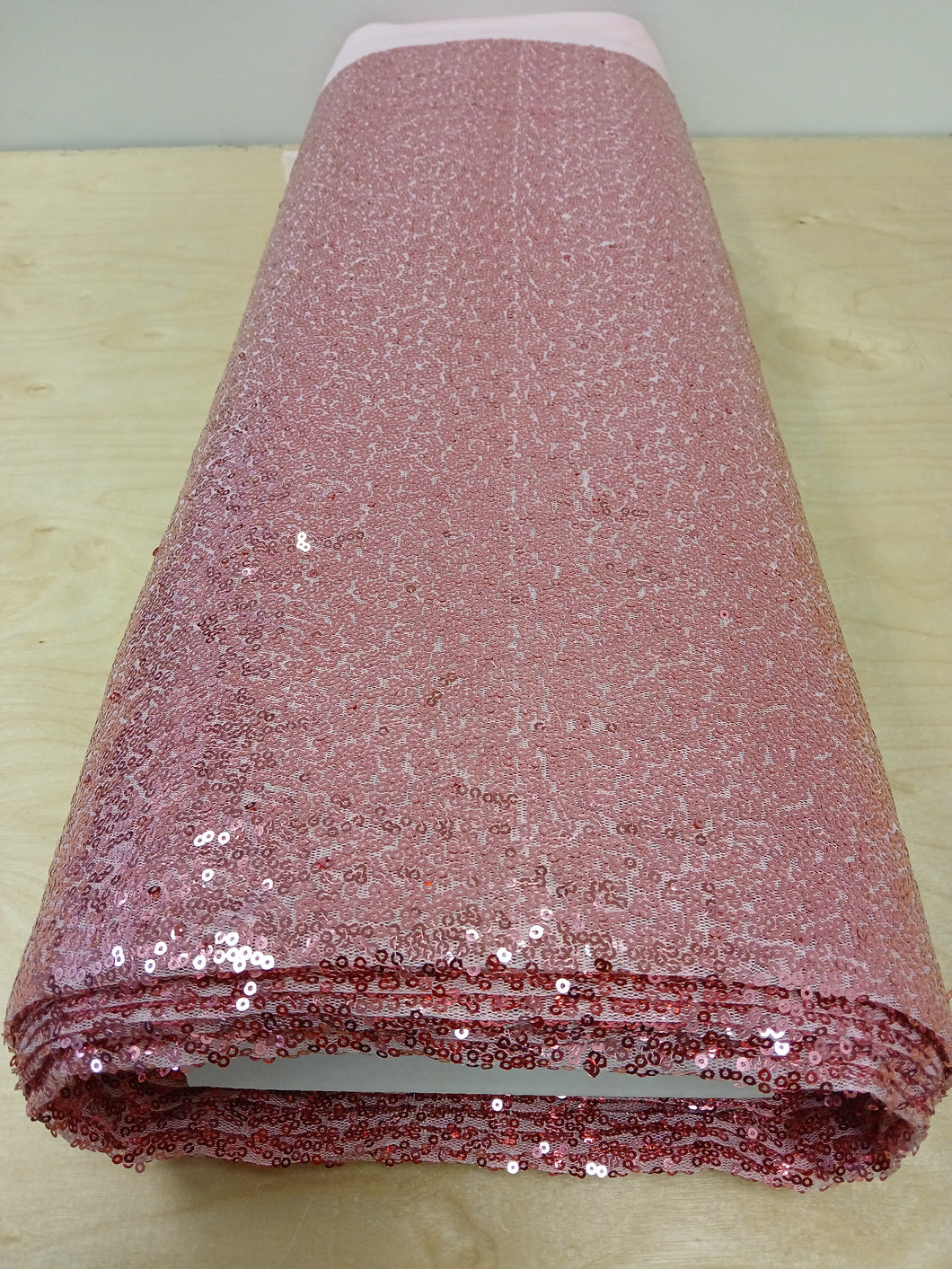 (Per yard) Pink 3mm Sequin Mesh