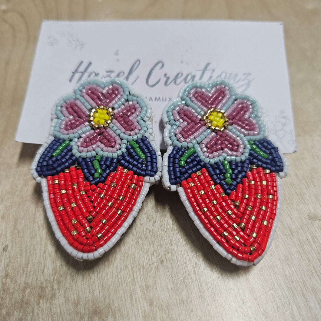 Hazel Creations - Strawberries w/Lt.Blue Flowers