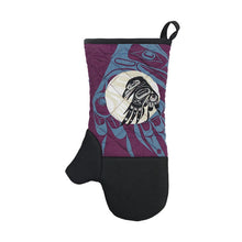 Load image into Gallery viewer, Neoprene Oven Mitt - Raven Moon by Allan Weir
