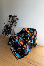 Load image into Gallery viewer, Luxe Fleece Throw Blankets 60" x 80"
