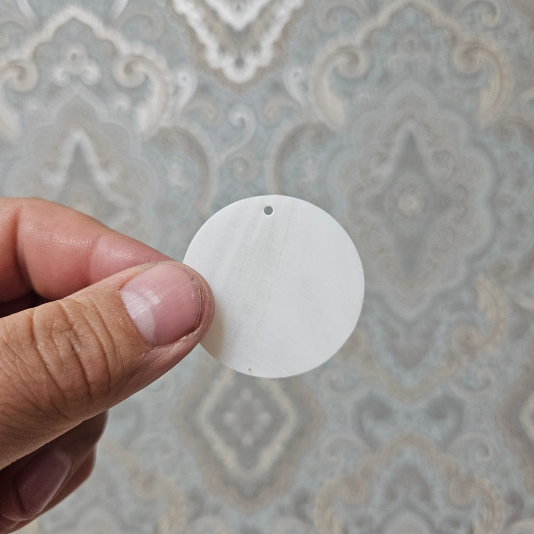 White Circle Shell 40mm