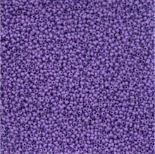 Load image into Gallery viewer, 11/0 Seedbead Chalk Dyed Solgel Grape
